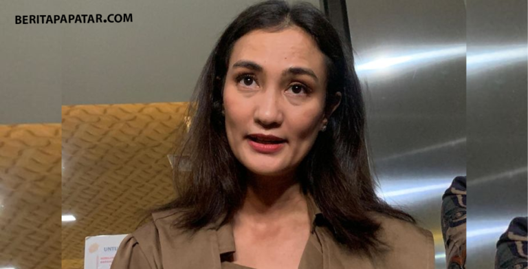 Diperiksa 8,5 Jam, Atiqah Hasiholan Bantah Ibunya Bersalah